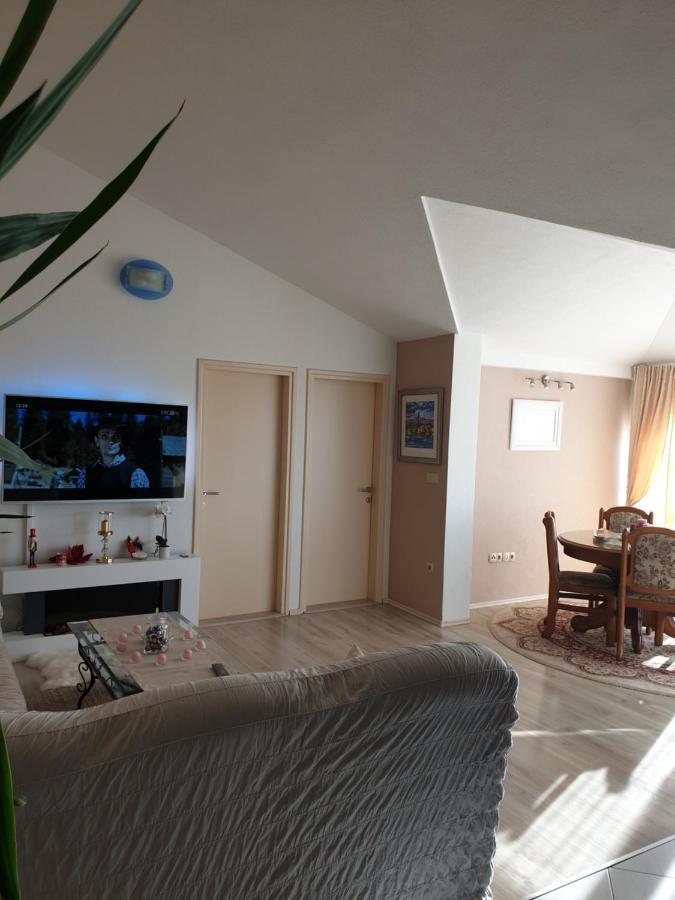 Apartmani Mlikotic Dugi Rat Dış mekan fotoğraf