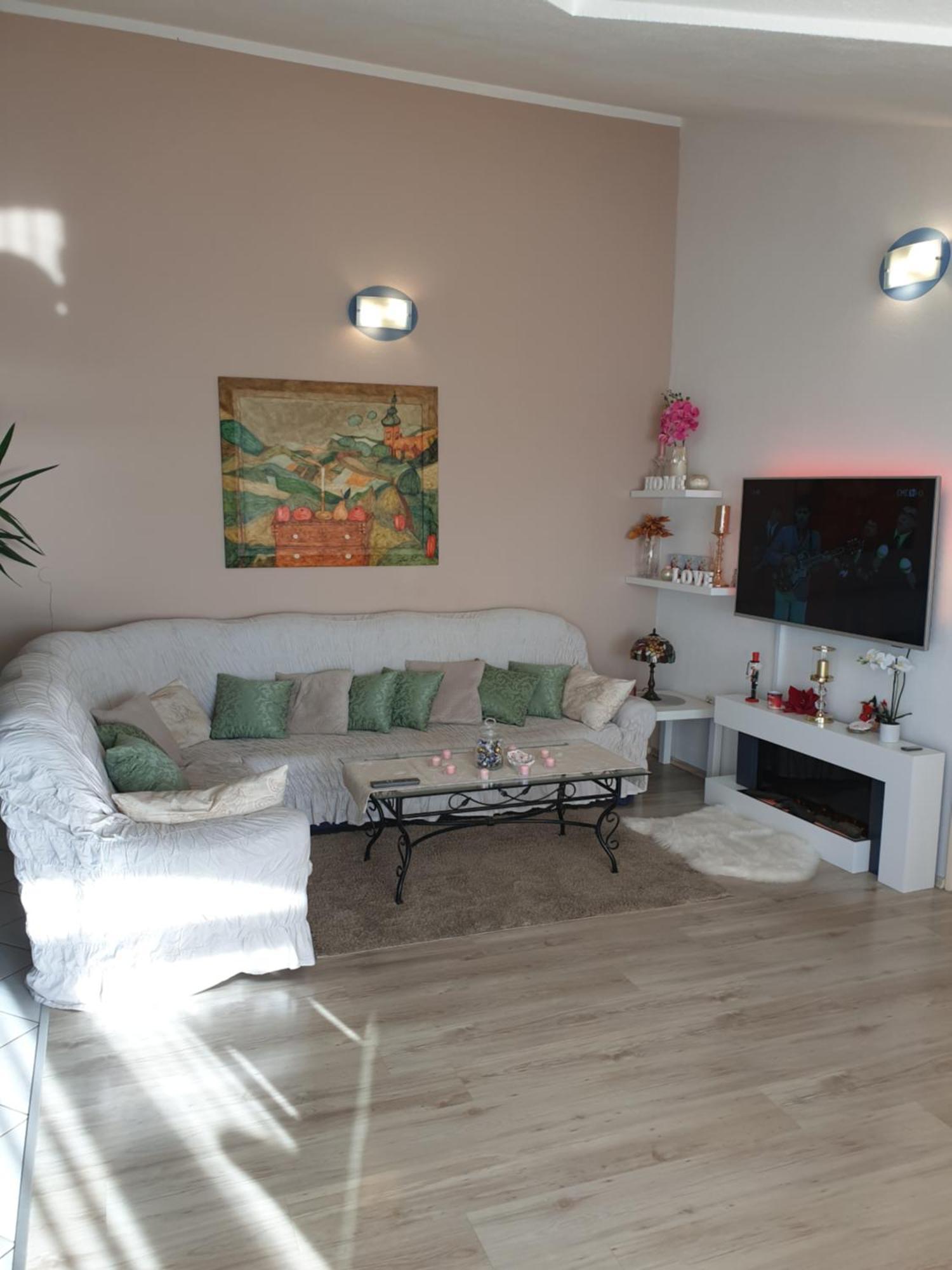 Apartmani Mlikotic Dugi Rat Oda fotoğraf