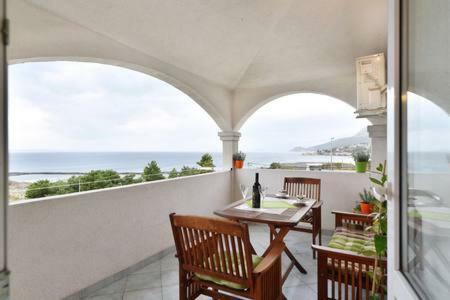 Apartmani Mlikotic Dugi Rat Dış mekan fotoğraf